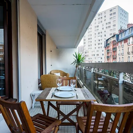 La Defense Balcony Апартаменты Пюто